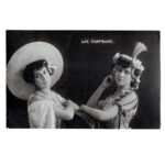 Les vaporeuses, duo d'artistes de music-hall